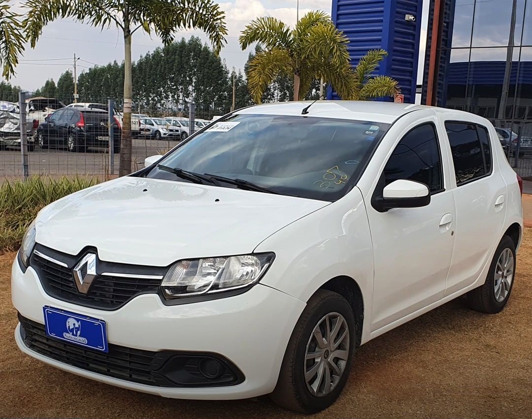 LOTE 23 RENAULT/SANDERO EXPR 1.6